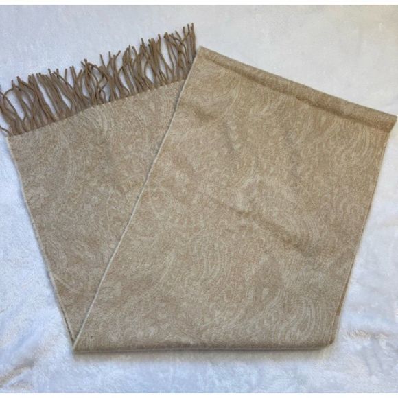 Vintage Léron Paisley Pattern with Fringe 100% Cashmere Scarf 73 in. By 15 in. - Picture 6 of 10